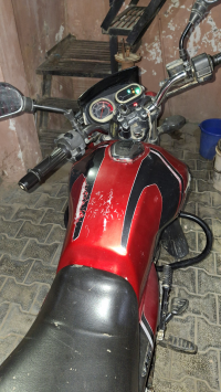 Red Bajaj V15