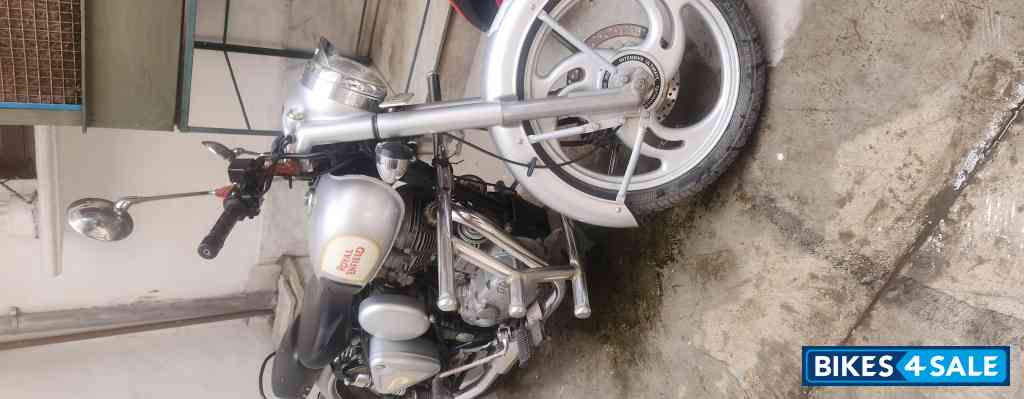 Royal Enfield Classic 350