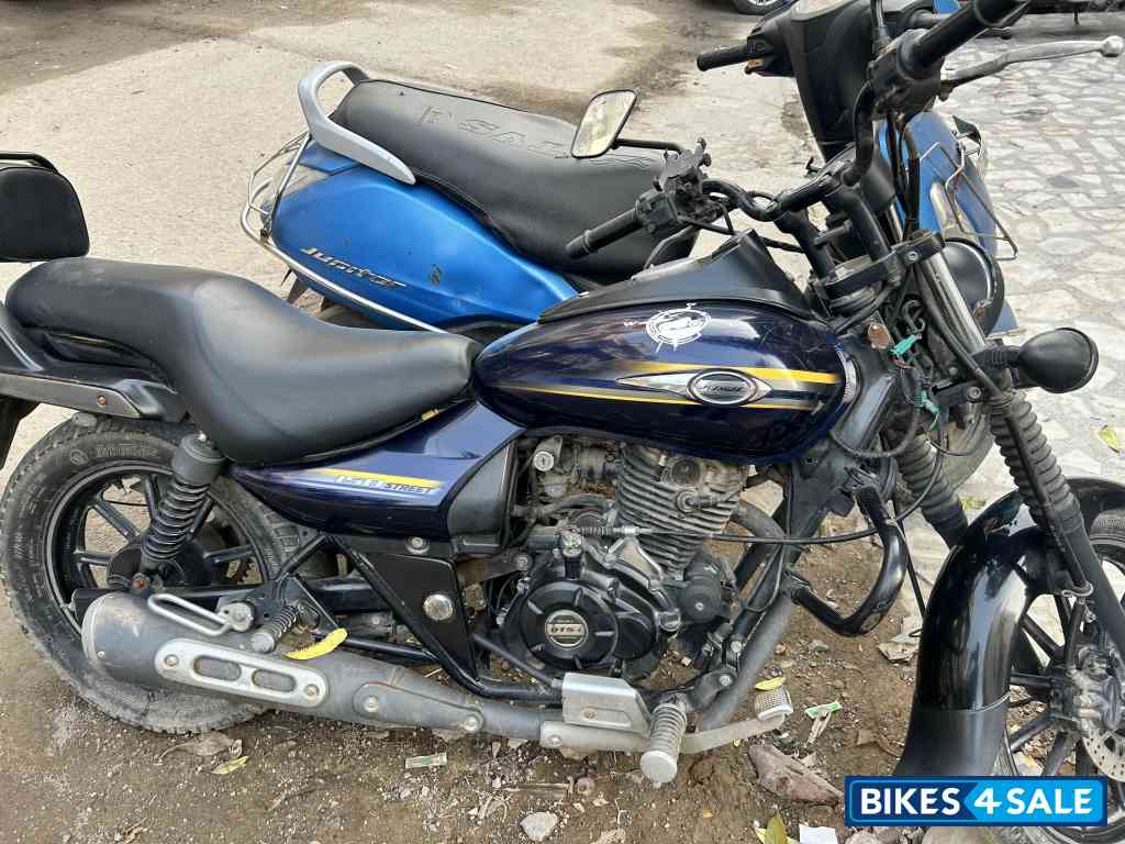 Bajaj Avenger Street 150