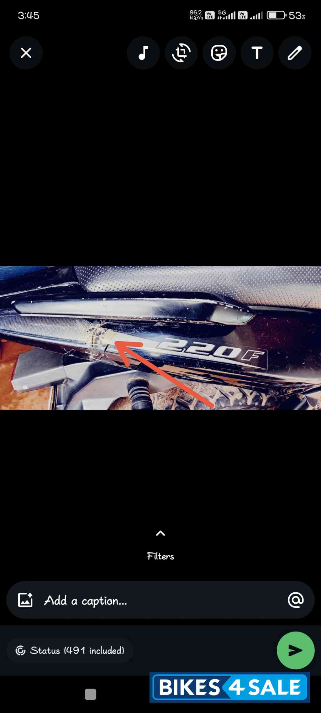 Black Bajaj Pulsar 220F