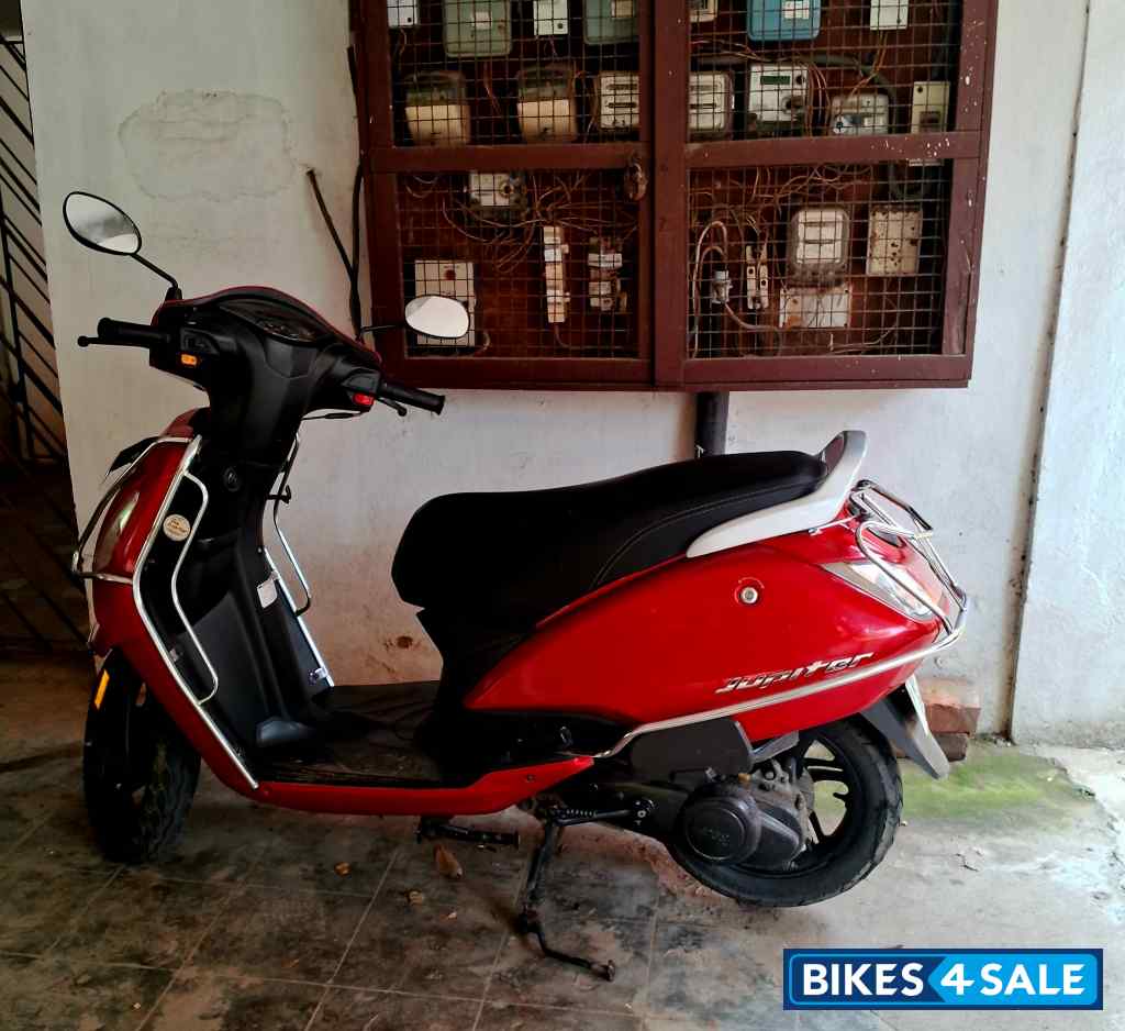 TVS Jupiter BS6