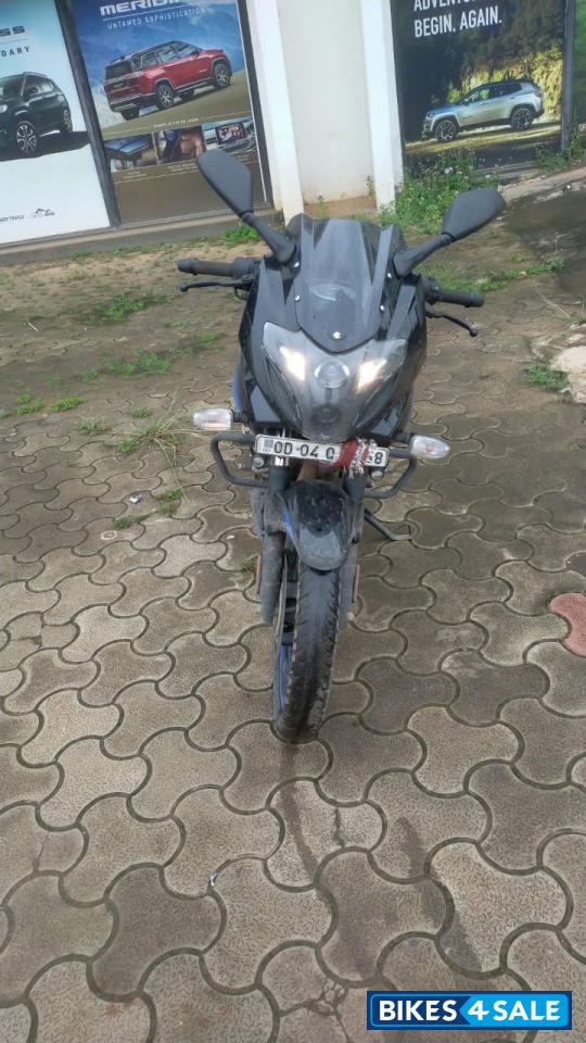 Bajaj Pulsar 220F BS6