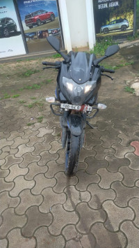 Bajaj Pulsar 220F BS6