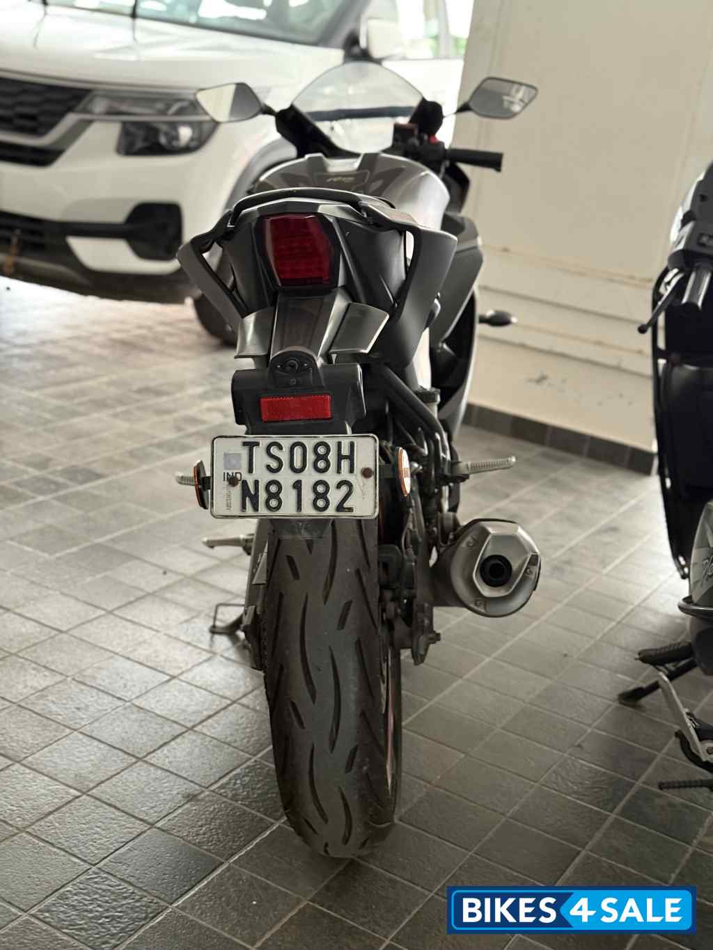 Thunder Grey Yamaha YZF R15 V3