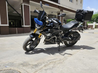 Cosmic Black BMW G 310 R