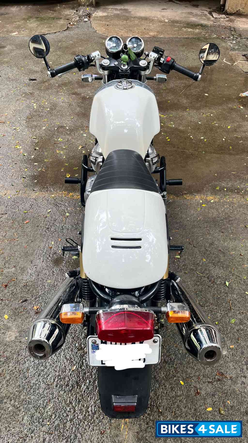 Ice Queen White Royal Enfield Continental GT 650