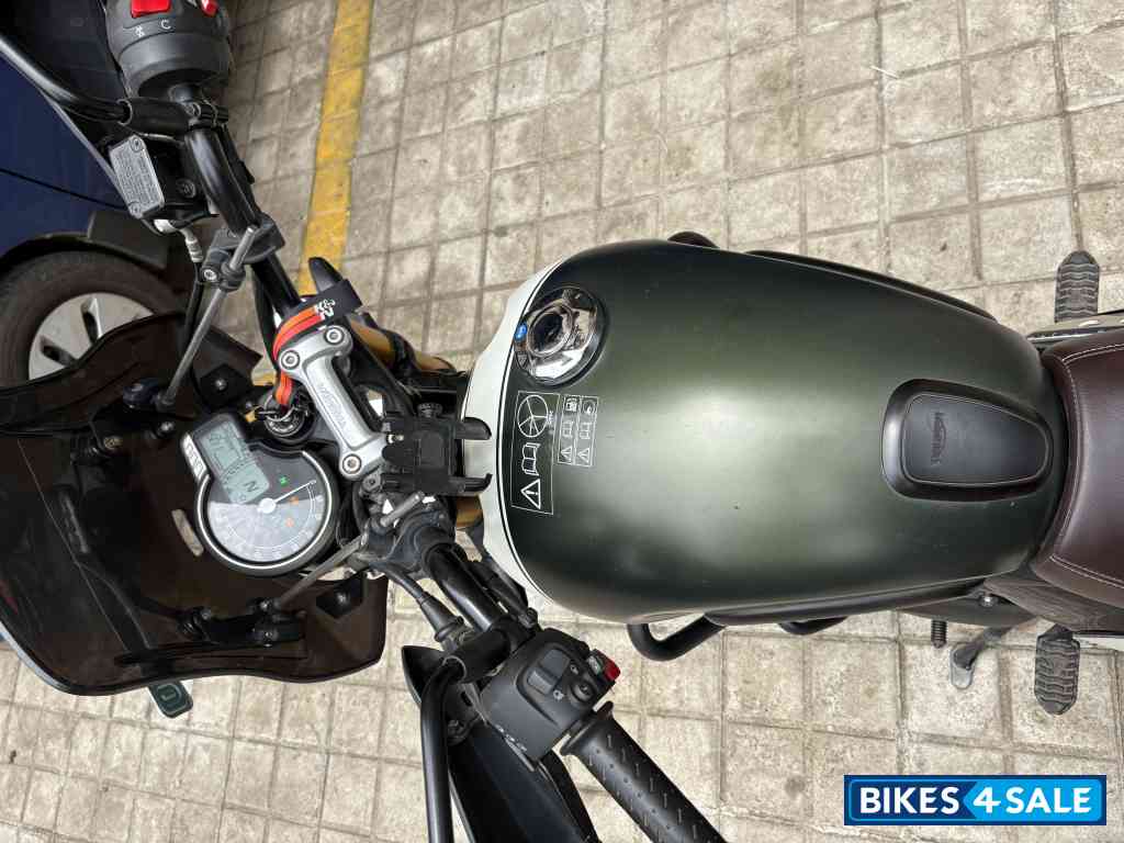 Khakhi Green Triumph Scrambler 400 X