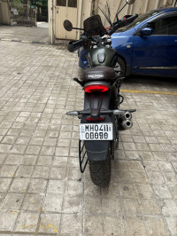 Khakhi Green Triumph Scrambler 400 X