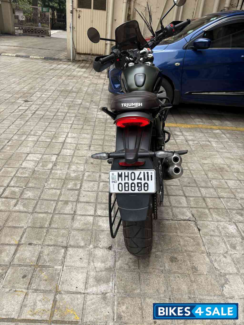 Khakhi Green Triumph Scrambler 400 X