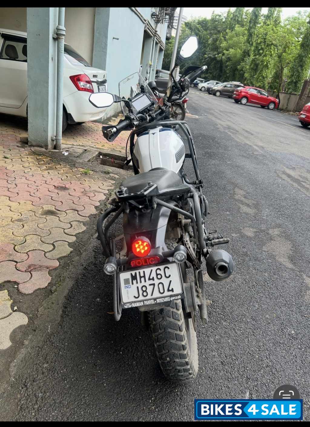 Gloss Whiteout Yezdi Adventure Gloss