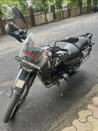 Gloss Whiteout Yezdi Adventure Gloss