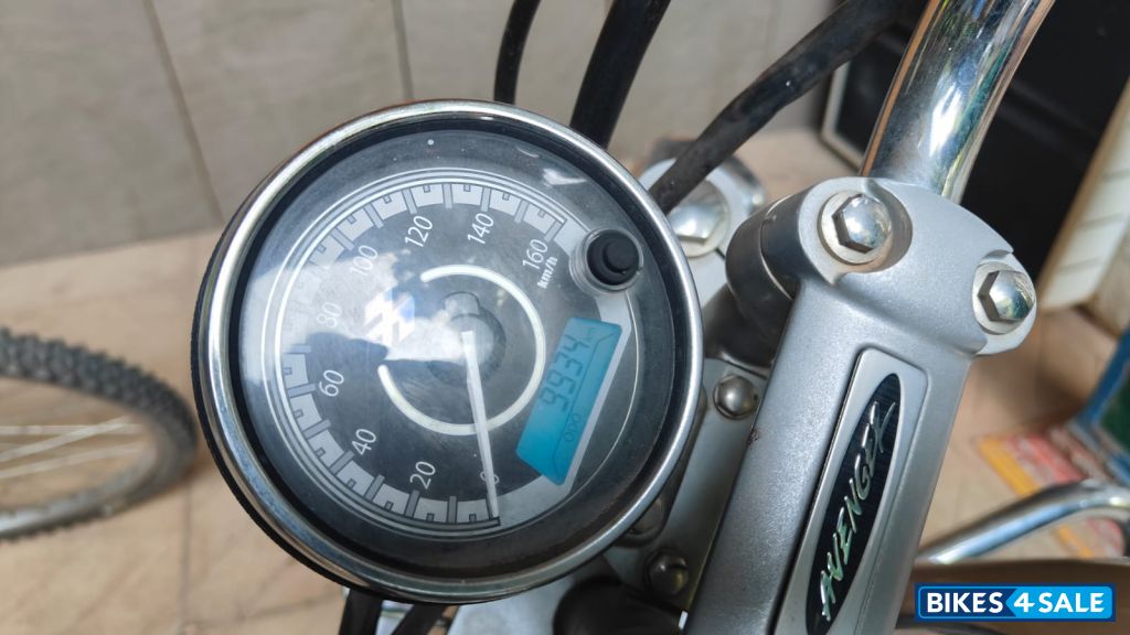 Bajaj Avenger Cruise 220