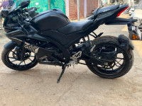Black Yamaha YZF R15 V3