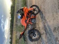Orange KTM RC 200 GP