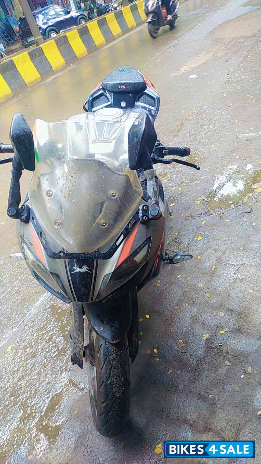 TVS Apache RR 310 TVS Apache RR 310