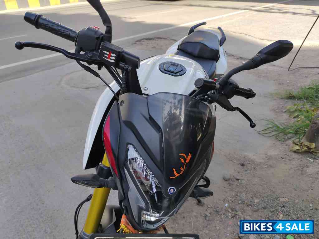 Bajaj Pulsar NS 200 2024