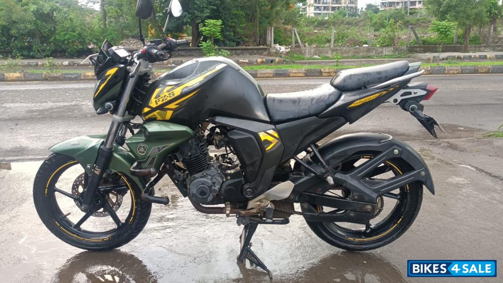Military Green Yamaha FZ FI V2