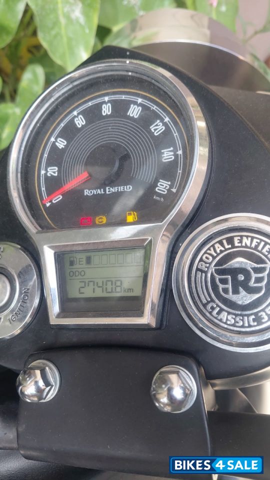 Streak Black Royal Enfield Classic 350 Dual Channel BS6