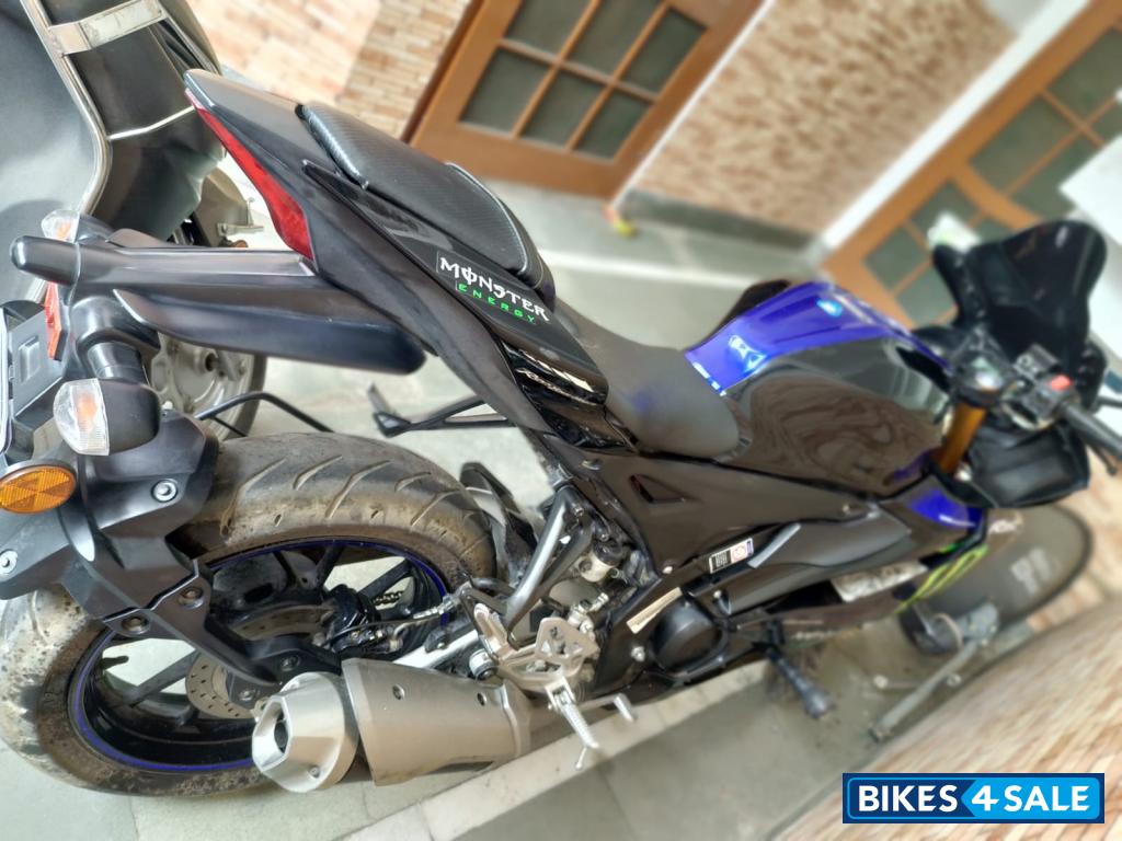 Yamaha R15M Monster Energy MotoGP Edition