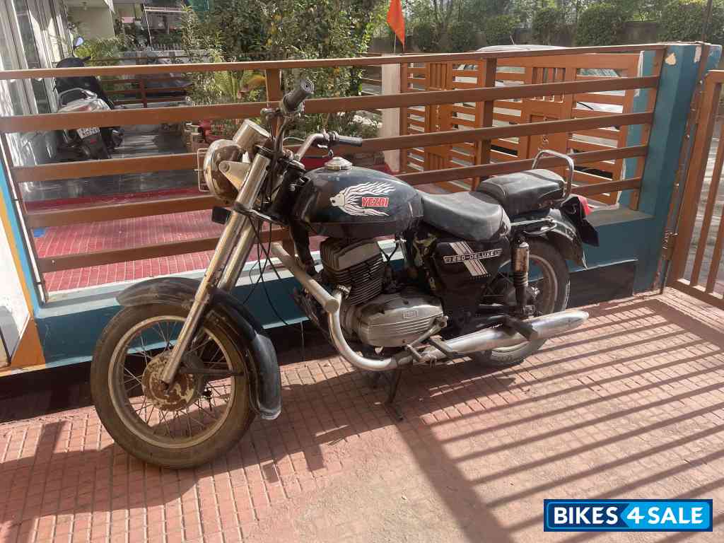 Ideal Jawa Yezdi CL II