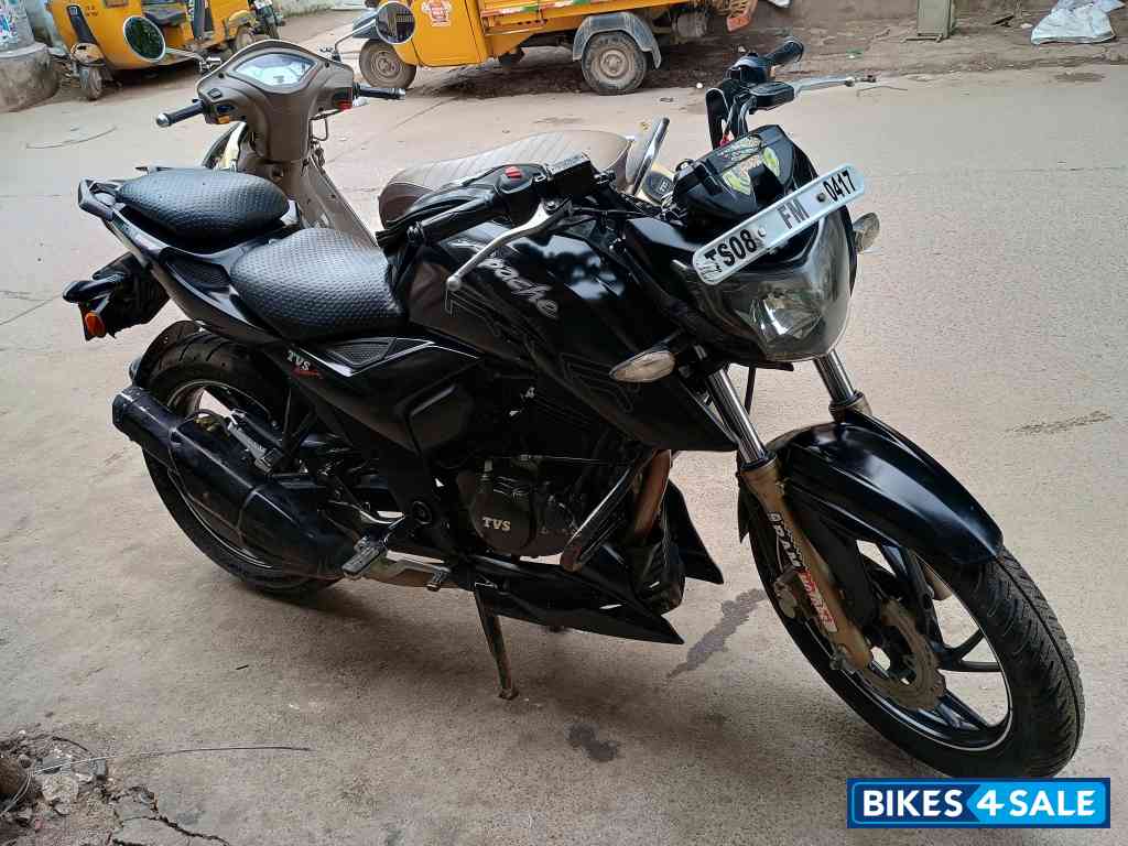 TVS Apache RTR 200 4V