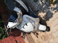 Pearl White Hero Destini 125