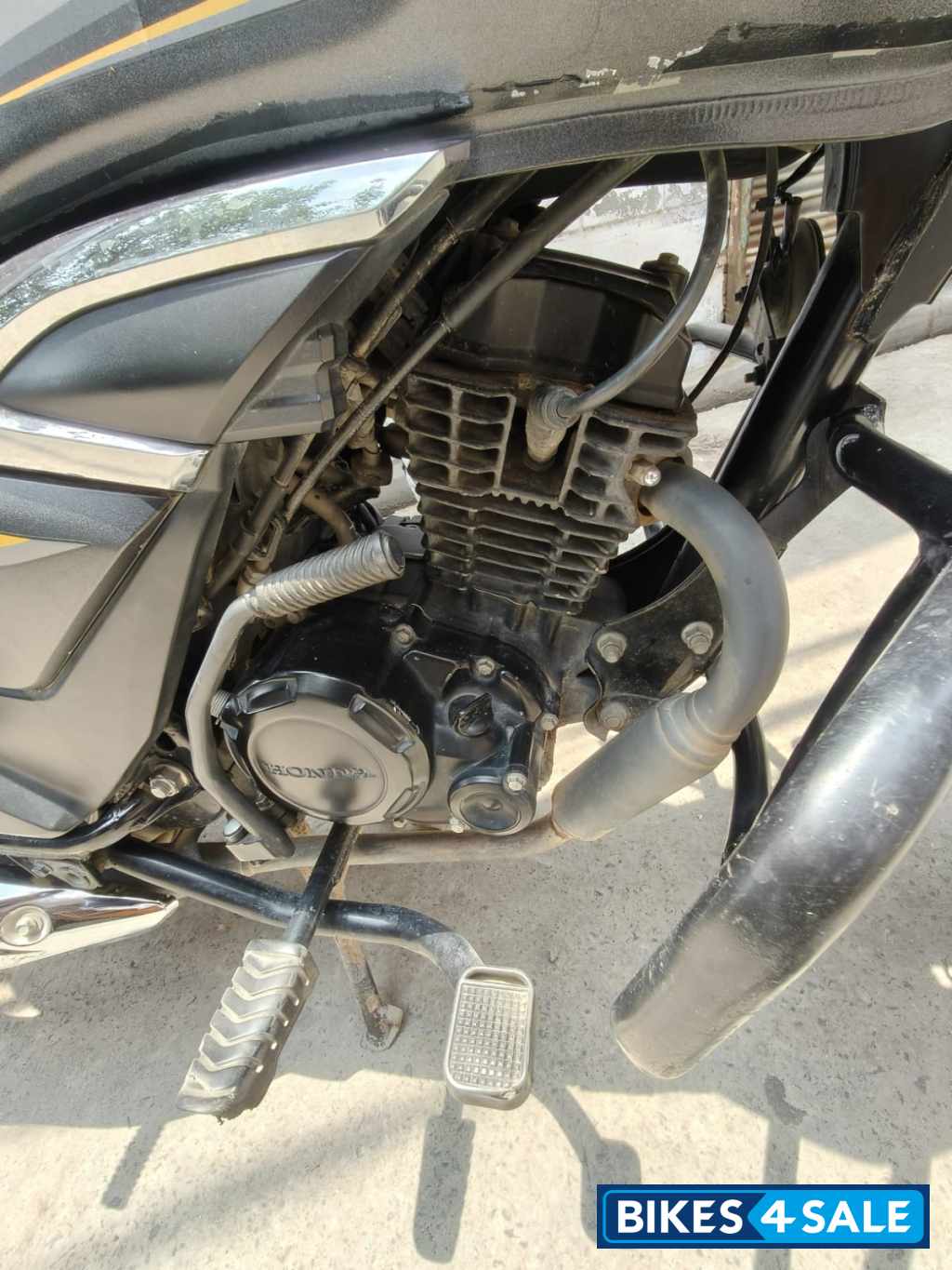 Black Honda Shine 125 Disc