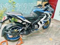 Bajaj Pulsar RS 200