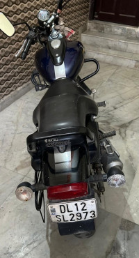 Blue Bajaj Avenger Street 150