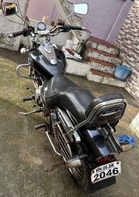 Bajaj Avenger 220 DTS-i