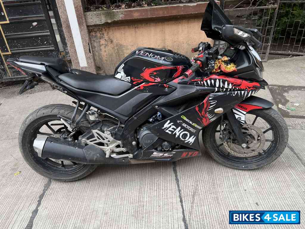 Matblack Yamaha YZF R15 V3 BS6 Matblack Yamaha YZF R15 V3 BS6