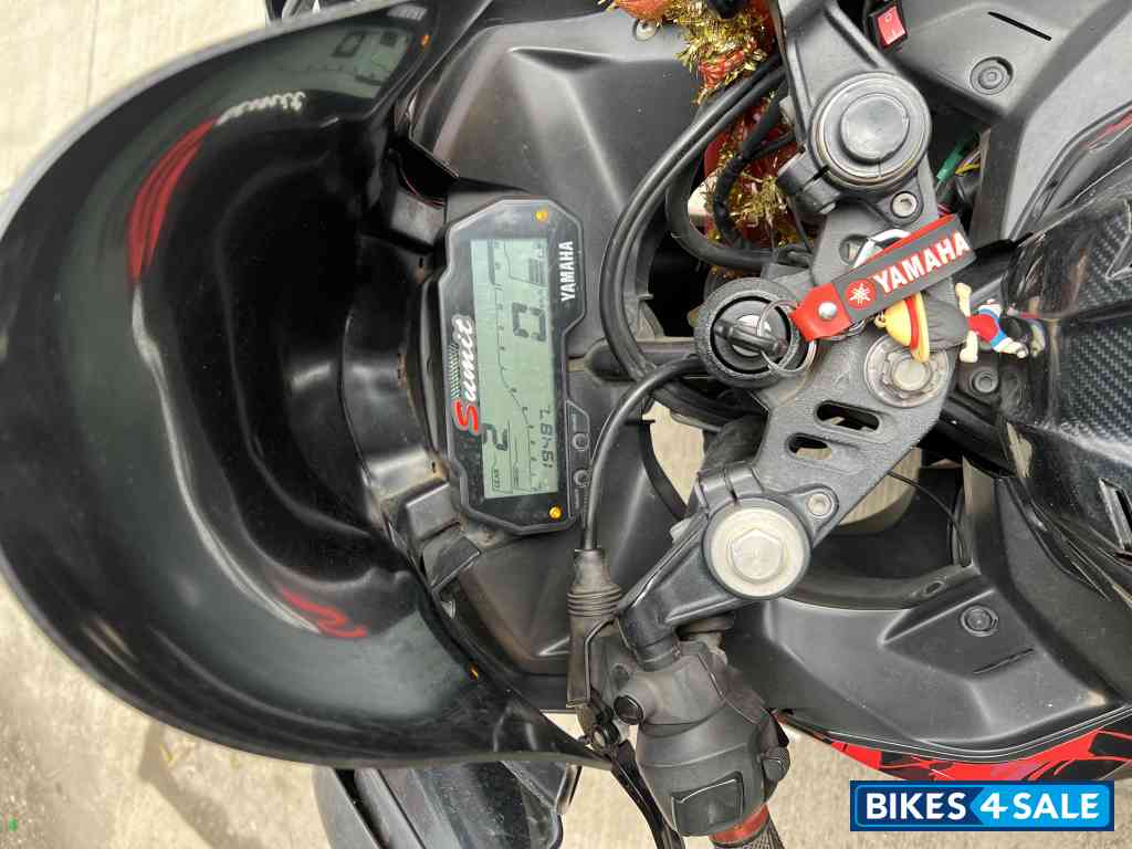 Matblack Yamaha YZF R15 V3 BS6 Matblack Yamaha YZF R15 V3 BS6