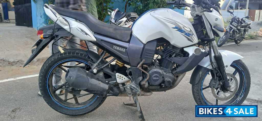White And Blue Yamaha FZ-S FI V2