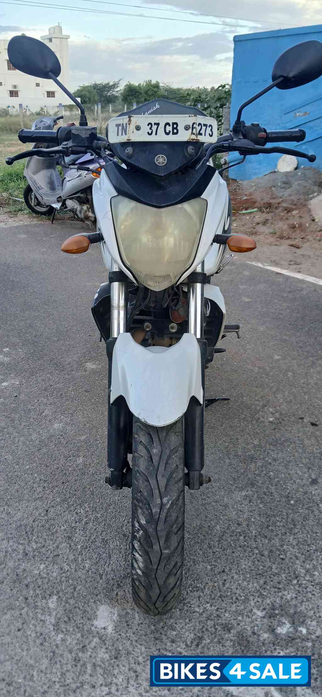 White And Blue Yamaha FZ-S FI V2