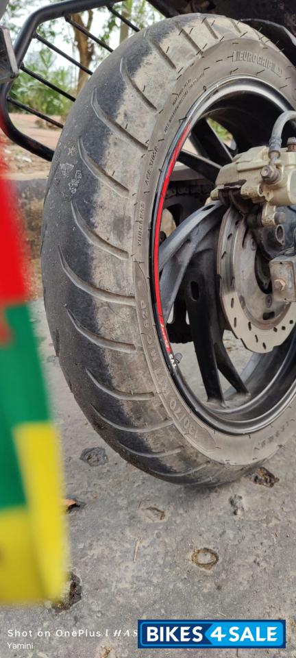 TVS Apache RTR 200 4V Race Edition 2.0