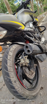 TVS Apache RTR 200 4V Race Edition 2.0