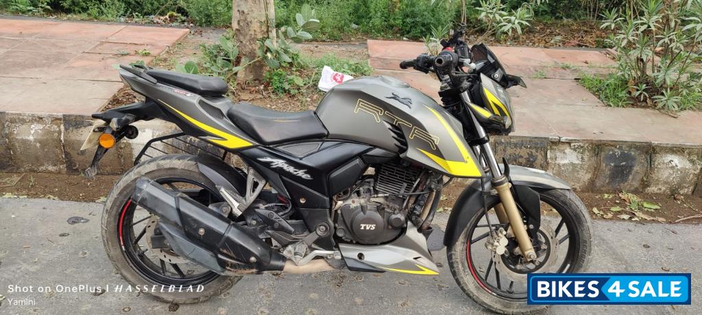 TVS Apache RTR 200 4V Race Edition 2.0