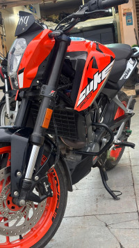 KTM Duke 200
