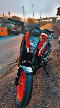 KTM Duke 200