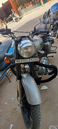 Gunmetalgrey Royal Enfield Classic Gunmetal Grey