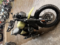 Outlaw Olive Yezdi Scrambler Single Tone