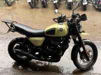 Outlaw Olive Yezdi Scrambler Single Tone