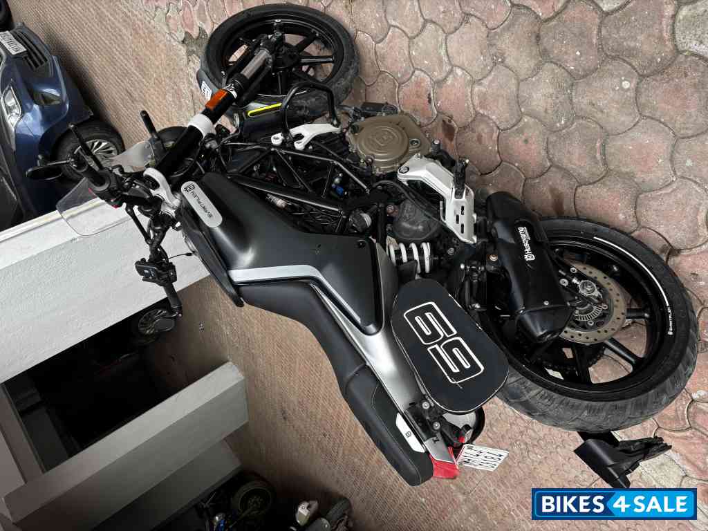 Husqvarna Svartpilen 250 2020