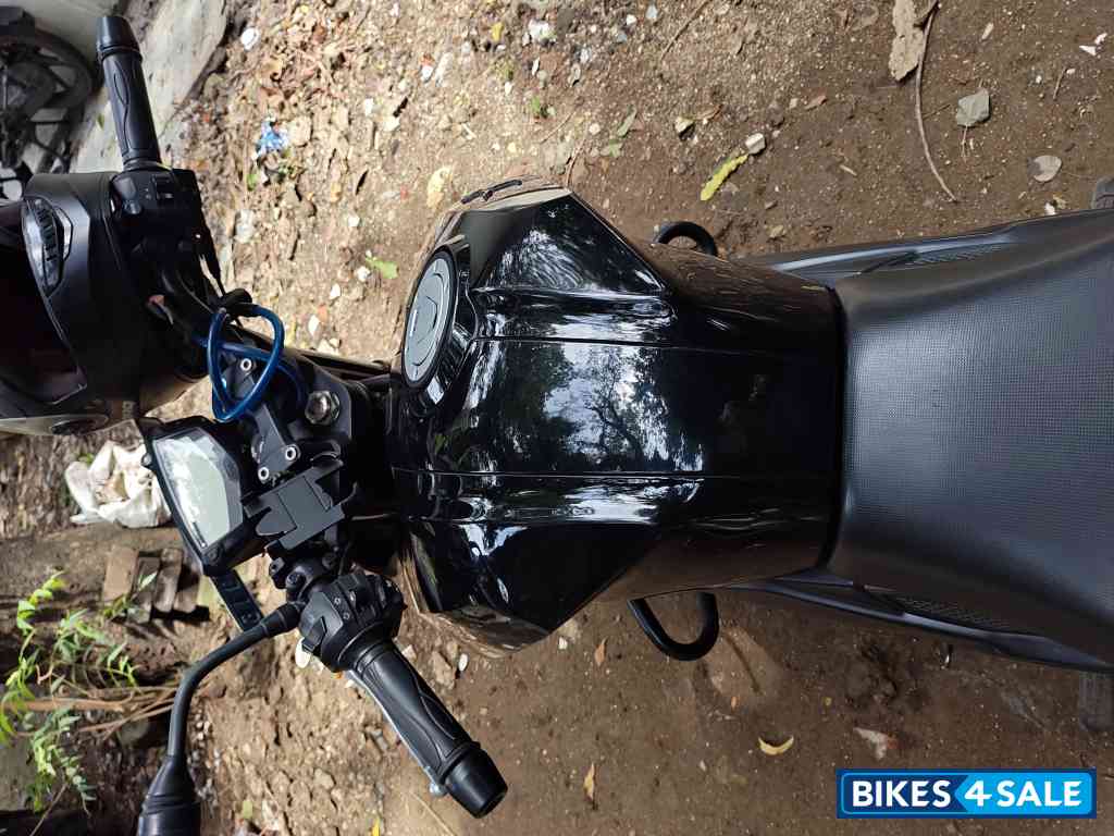 TVS Apache RTR 160 4V Black Edition