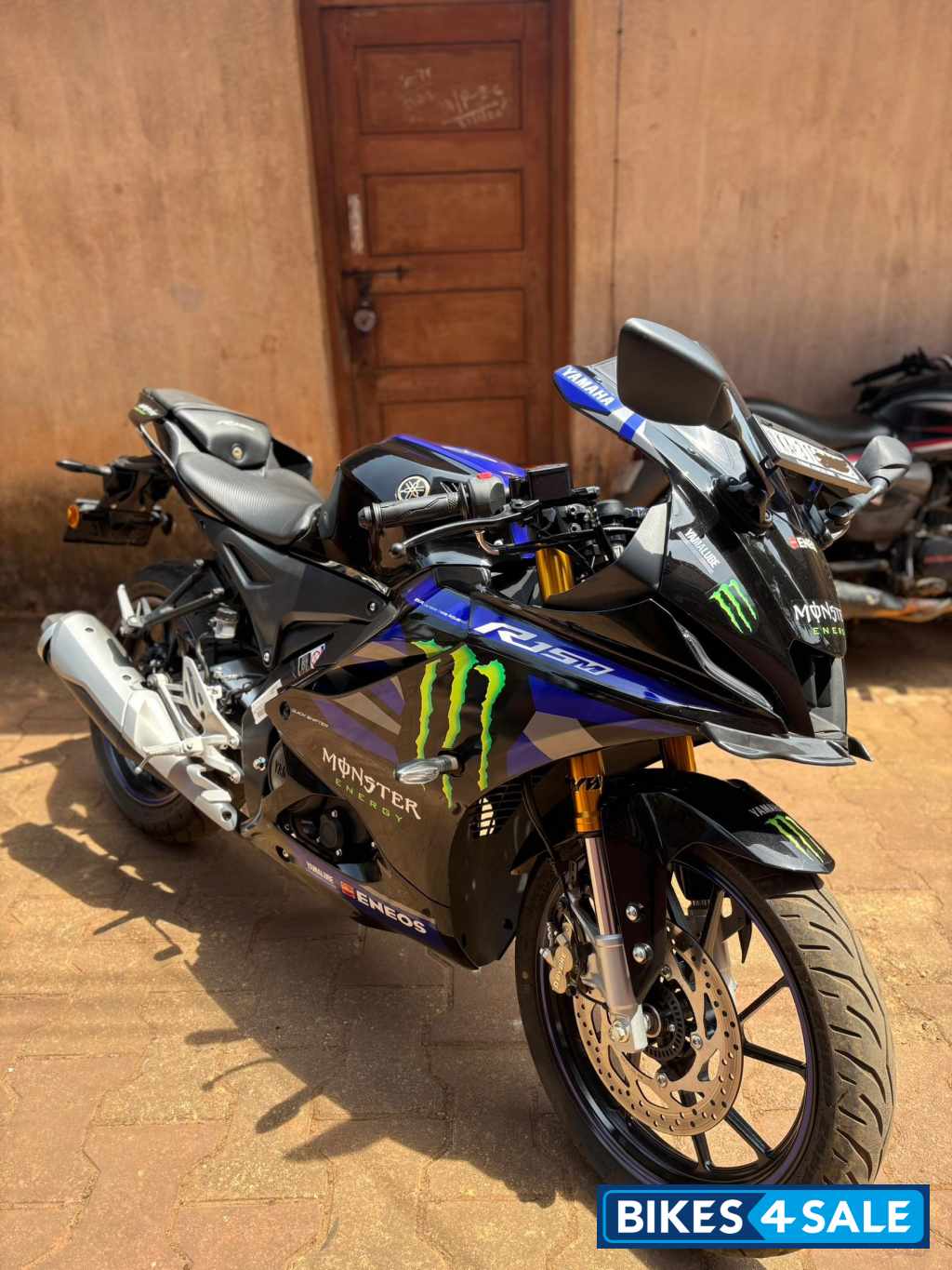Yamaha R15M Monster Energy MotoGP Edition