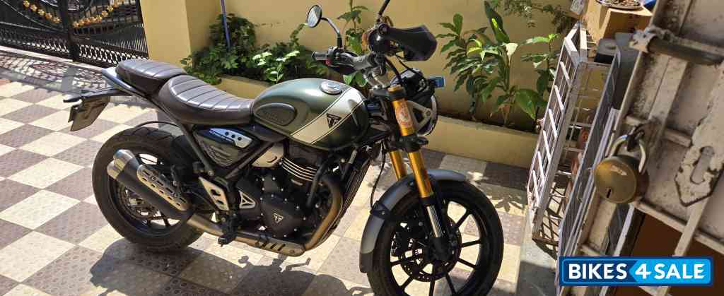 Triumph Scrambler 400 X