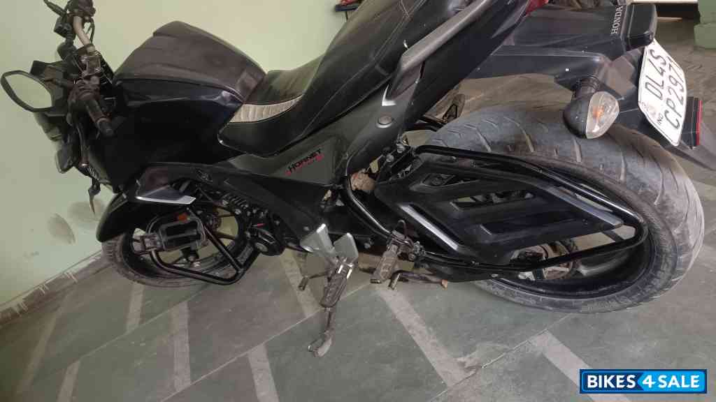 Parel Siren Blue Honda CB Hornet 160R
