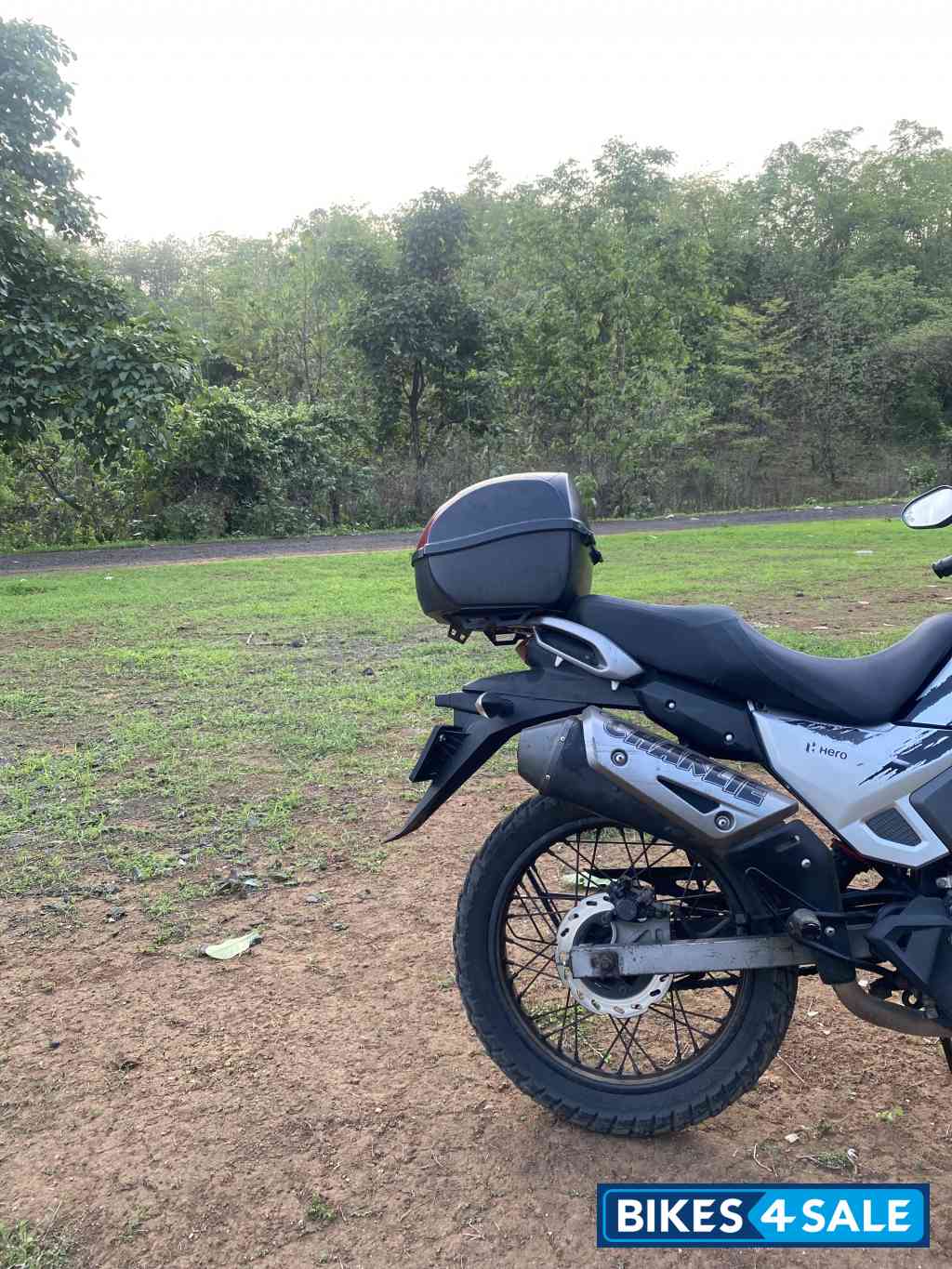 Black Hero XPulse 200 BS6