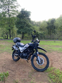 Black Hero XPulse 200 BS6