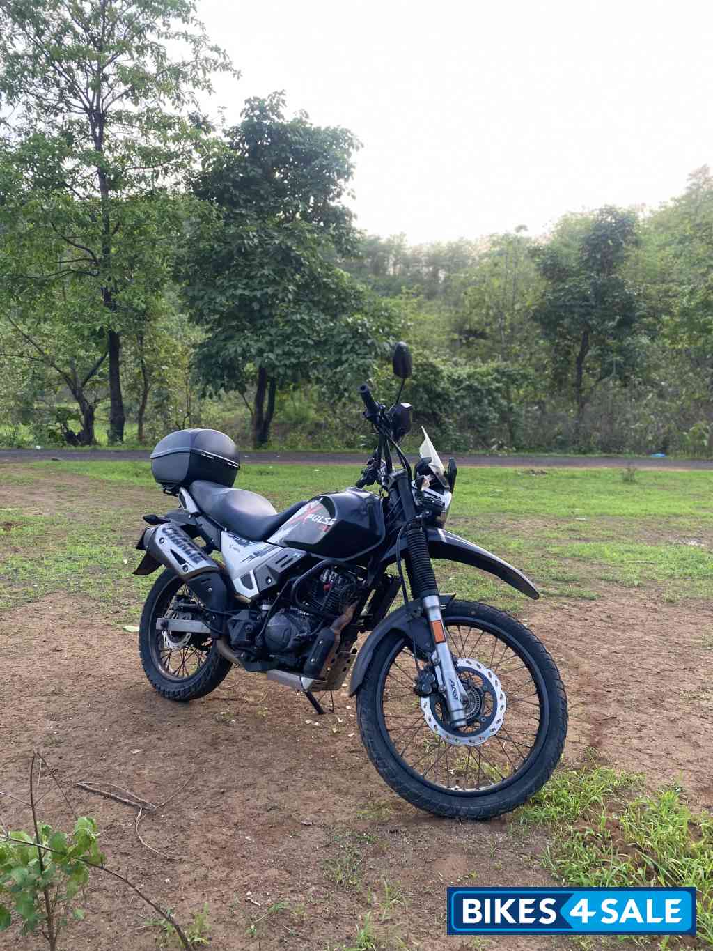 Black Hero XPulse 200 BS6